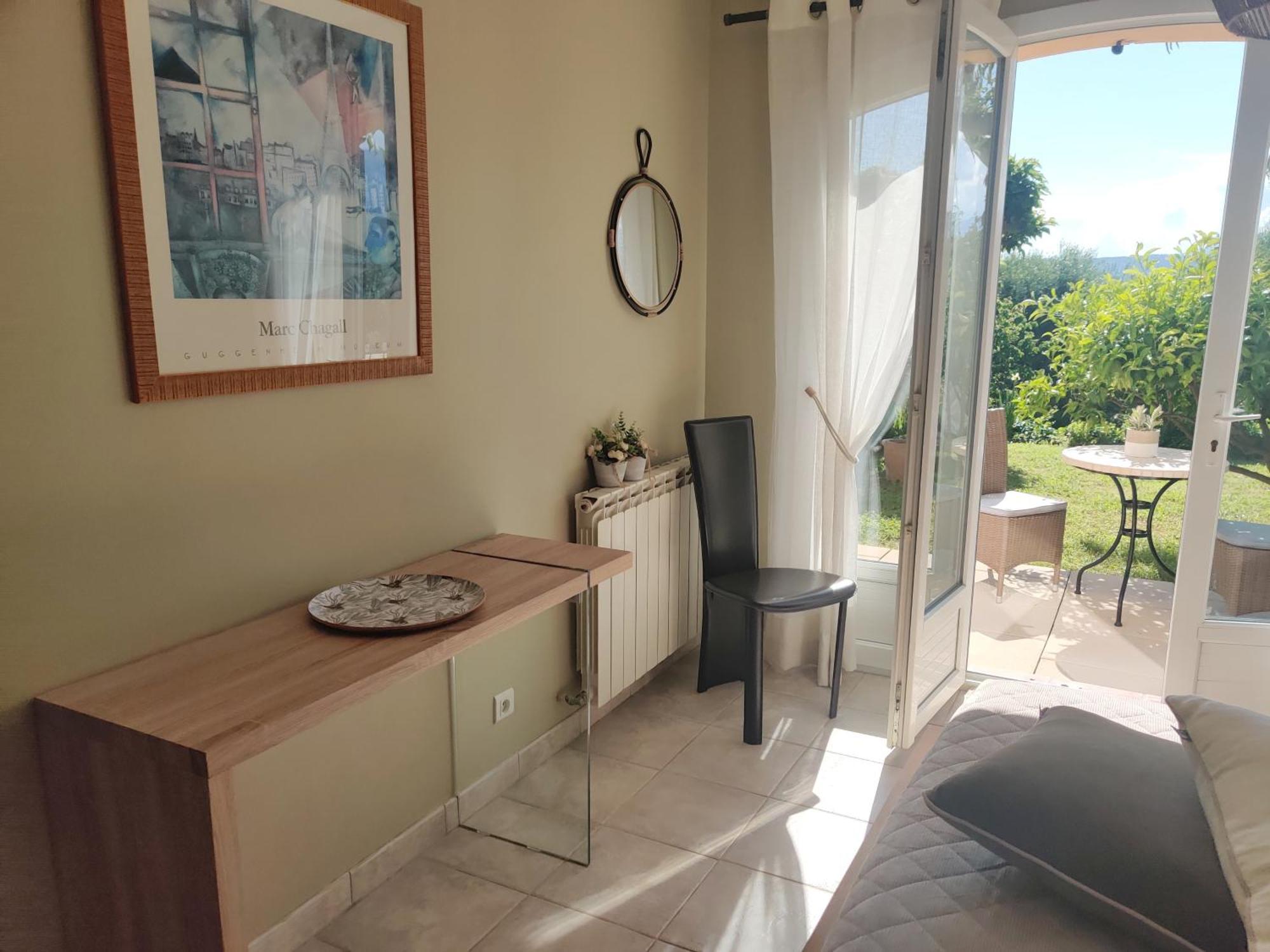 Les Collines De St Paul Bed & Breakfast Сен Пол дьо Ванс Екстериор снимка